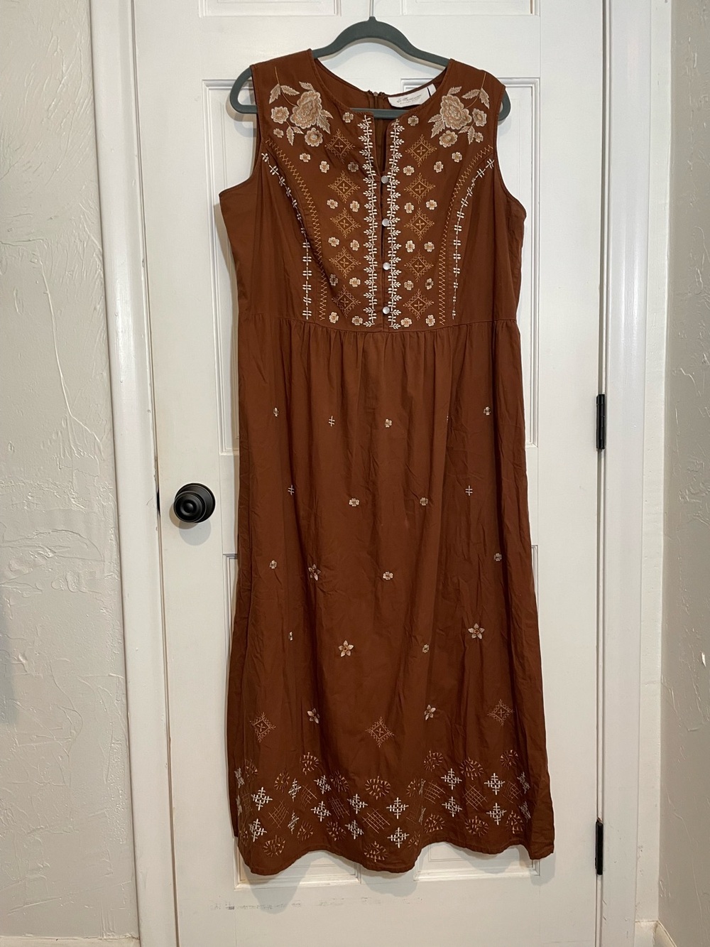 La Bellum Hillary Scott XL Brown Embroidered Sleeveless Midi Dress Boho Cotton